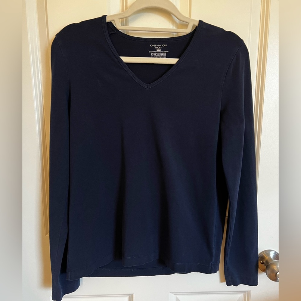 Jones New York Sport Woman’s Long Sleeve V Neck Navy Shirt, Size M